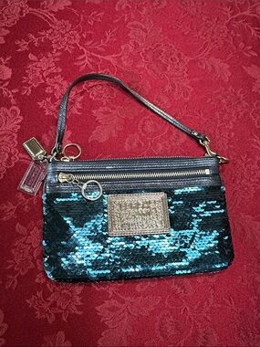 Coach Blue Leather & Sequin Zip Wristlet w/ Double Hangtags
